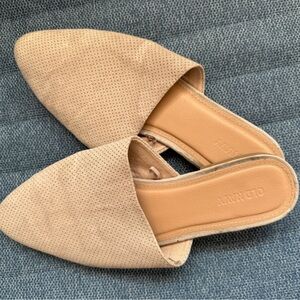 Old Navy Women's Tan Slip-On Mules
